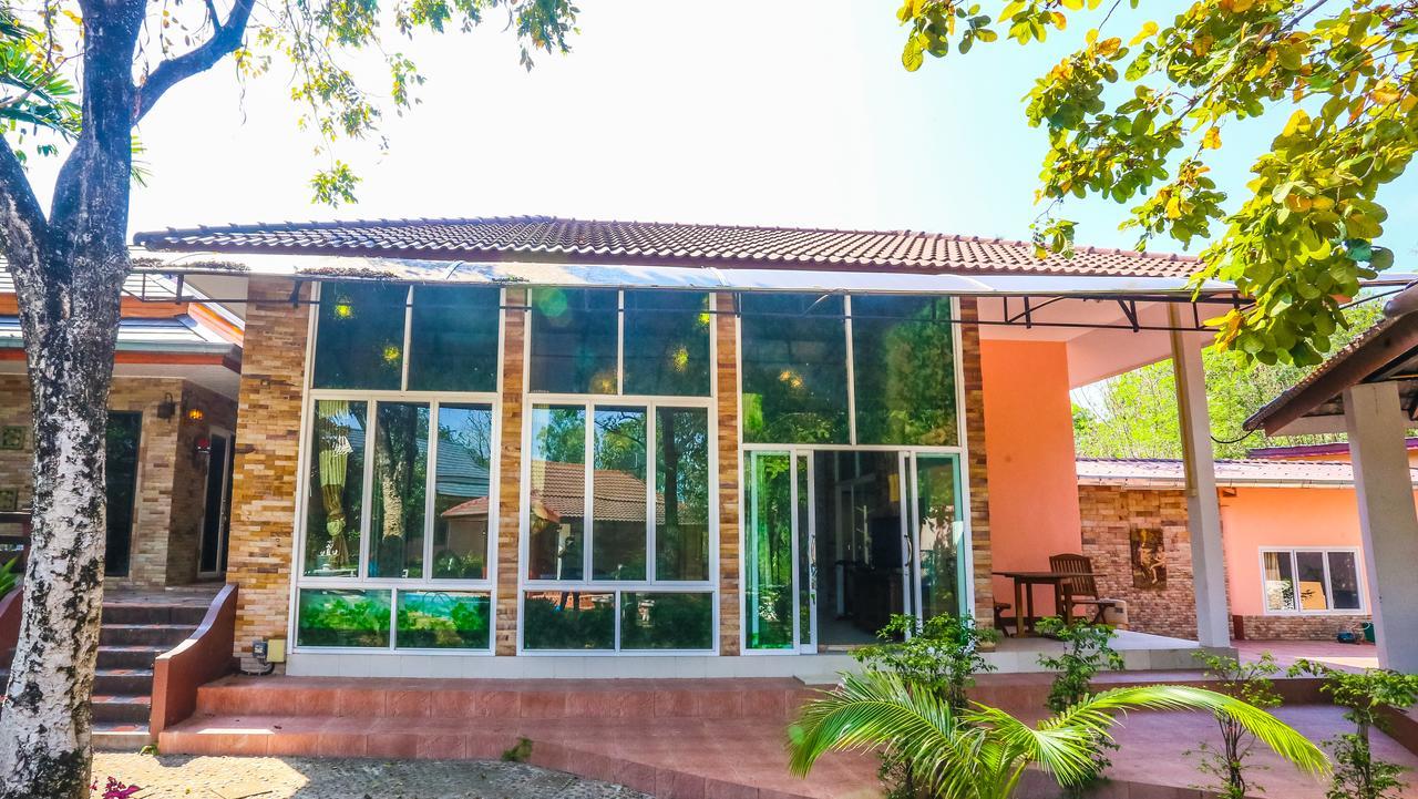 Phalaburi Resort Ban Chang  Exterior foto